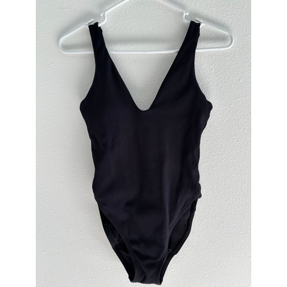 Becca One Piece Swimsuit Womens Medium Black Swim‎ Resort Beach Coastal Travel